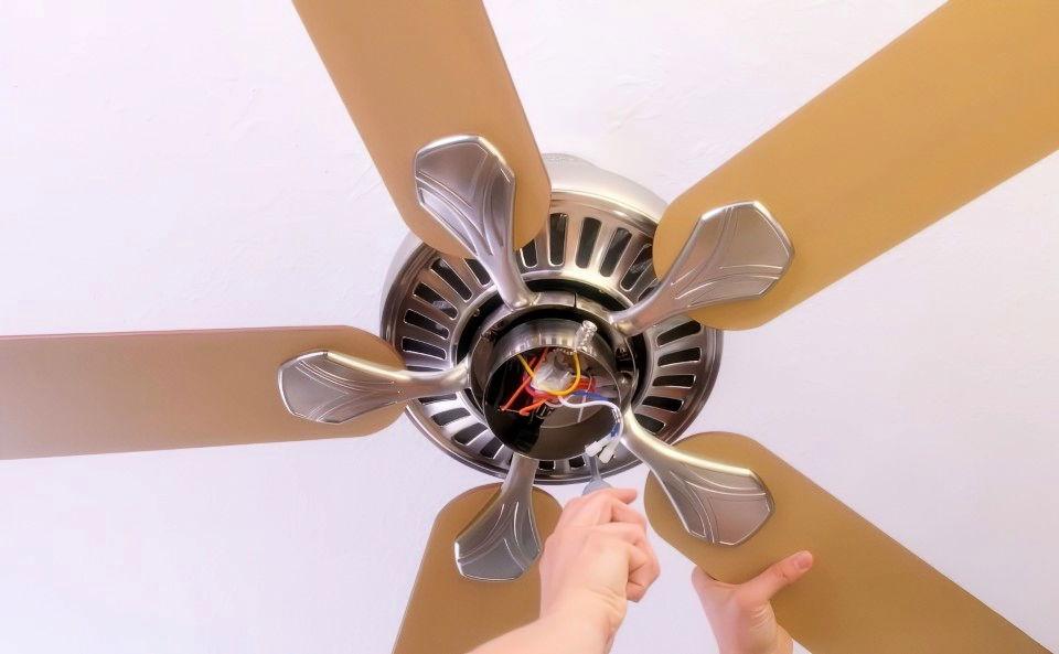 attach the fan blades