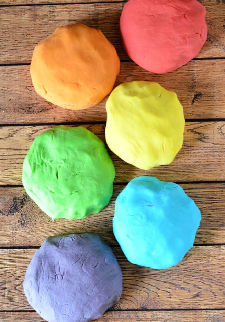 How to Make Playdough at Home