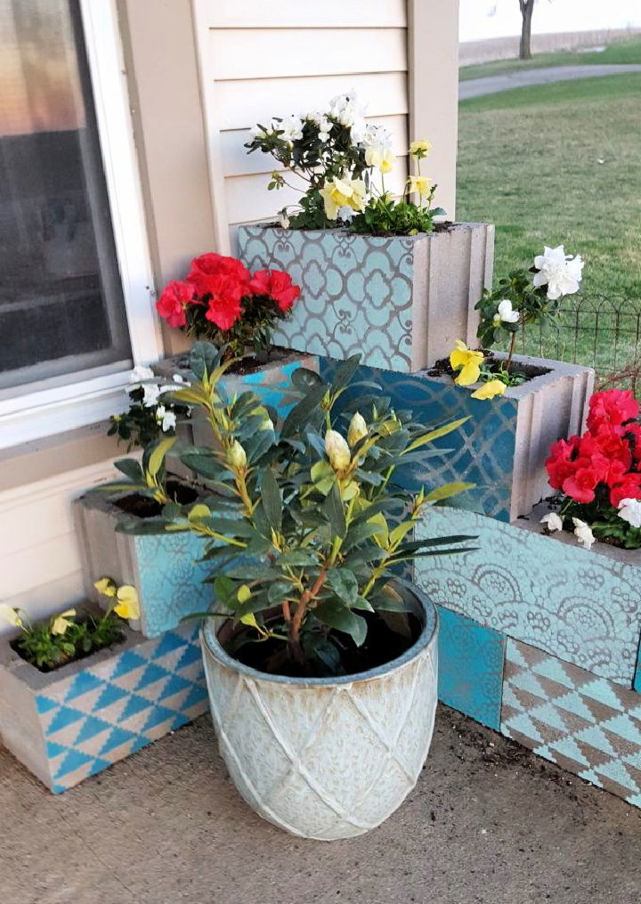 Stenciled Cinder Block Planter for Corner